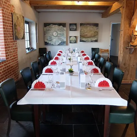 Hotel Apart Alter Hafenspeicher 3*